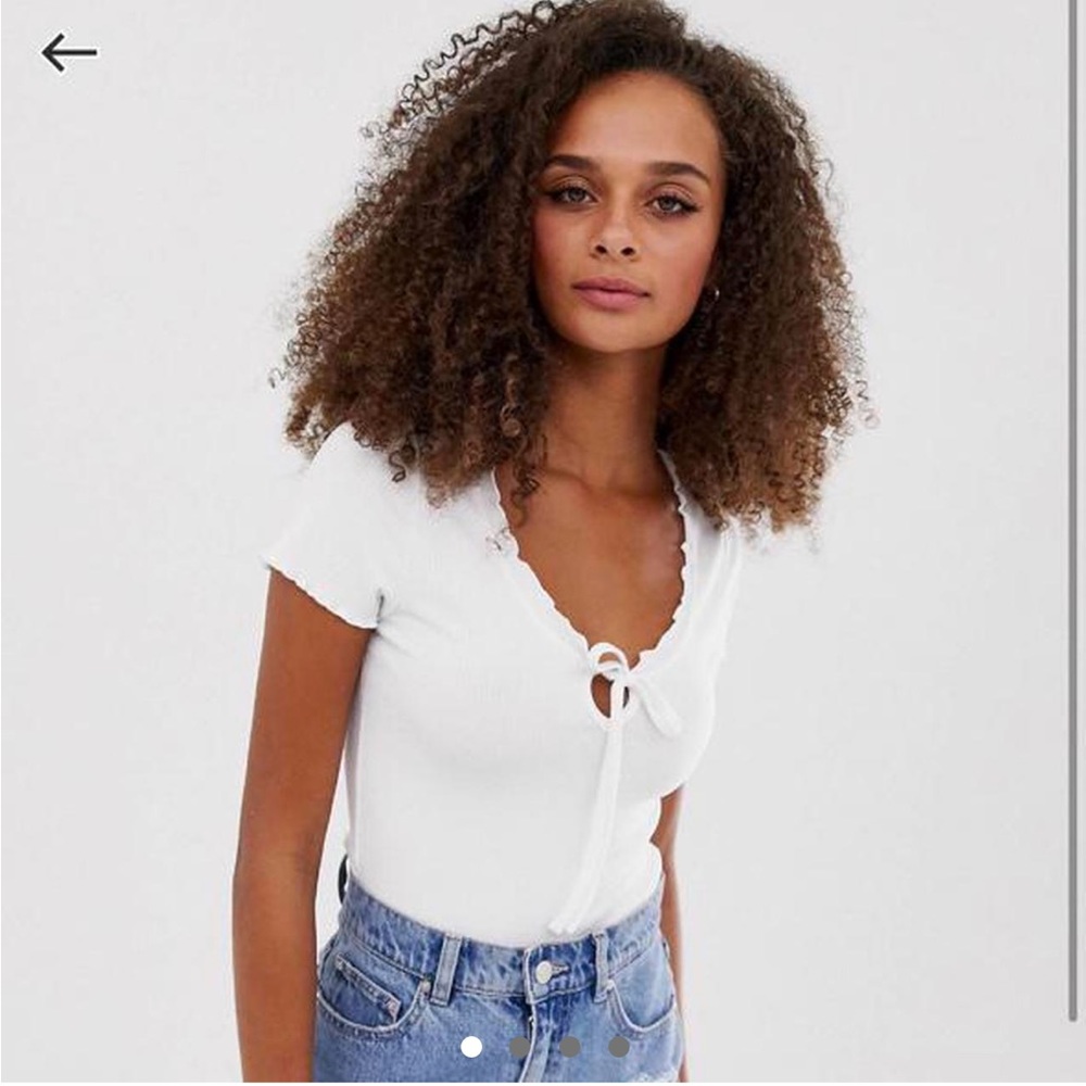 ASOS New Look white frill detail rubbed bodysuit 
US 4 / UK 8